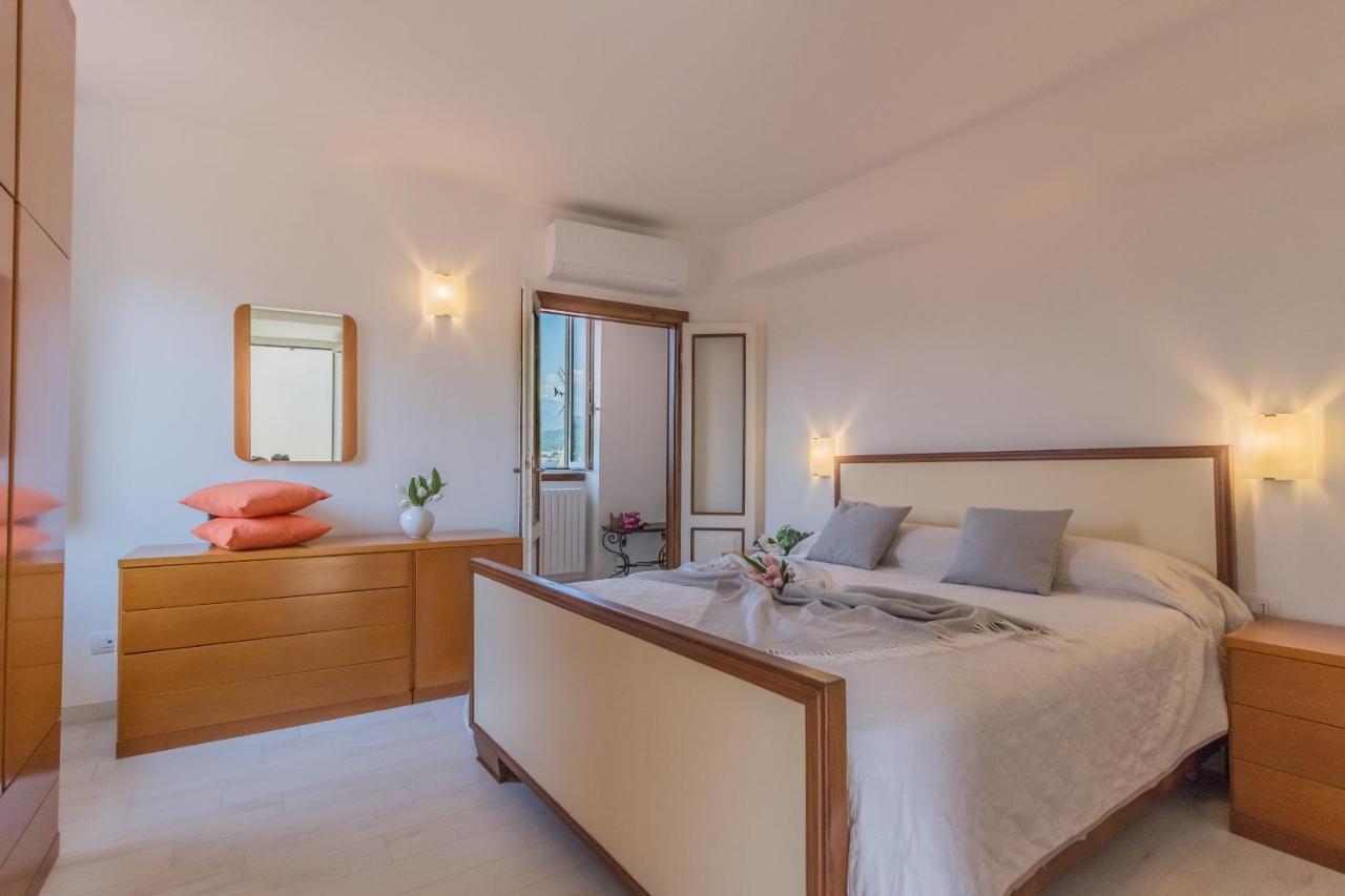 Casa Greppi Βαρένα Εξωτερικό φωτογραφία